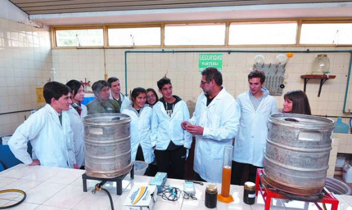imagen DEL ARROPE DE UVA SALIÓ LA CERVEZA DEL LICEO