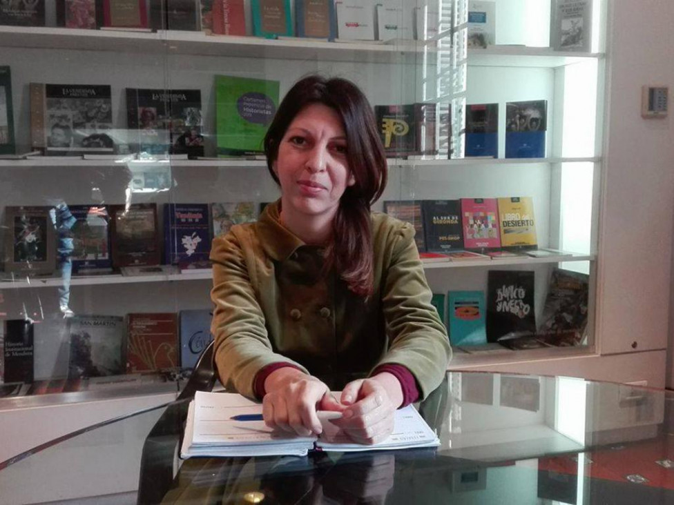 imagen LITERATURA Y OTRAS HIERBAS, CON VALENTINA GONZÀLEZ
