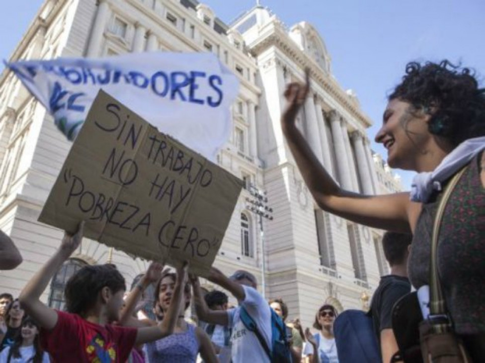 imagen Ley antidespidos: "propone medidas para limitar la pérdida de los puestos de trabajo"