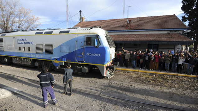 imagen El primer tren que llegó a Mendoza completó su regreso a Buenos Aires