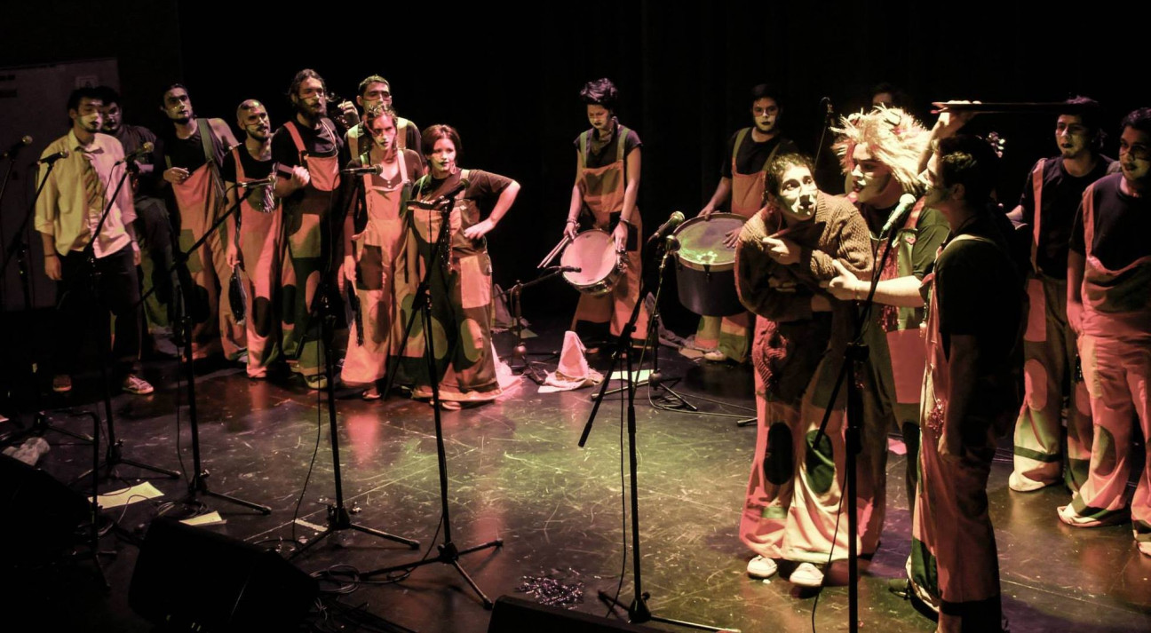 imagen Murga La Caciqueña presenta "Lo que el Cacique nos dejó"