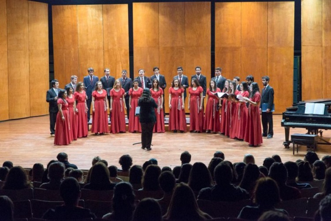 imagen 41 años del Coro de Niños y Jóvenes de la UNCuyo