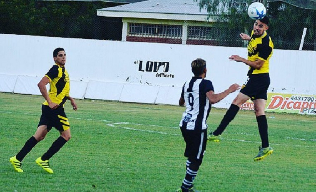 imagen Facundo Agüero: "No se nos puede escapar en nuestra cancha"