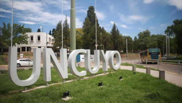 imagen Personal no docente de la UNCUYO reclama salario acordado en paritarias