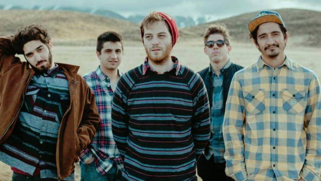 imagen Pasado Verde, una banda local en el "Le Parc Rock"