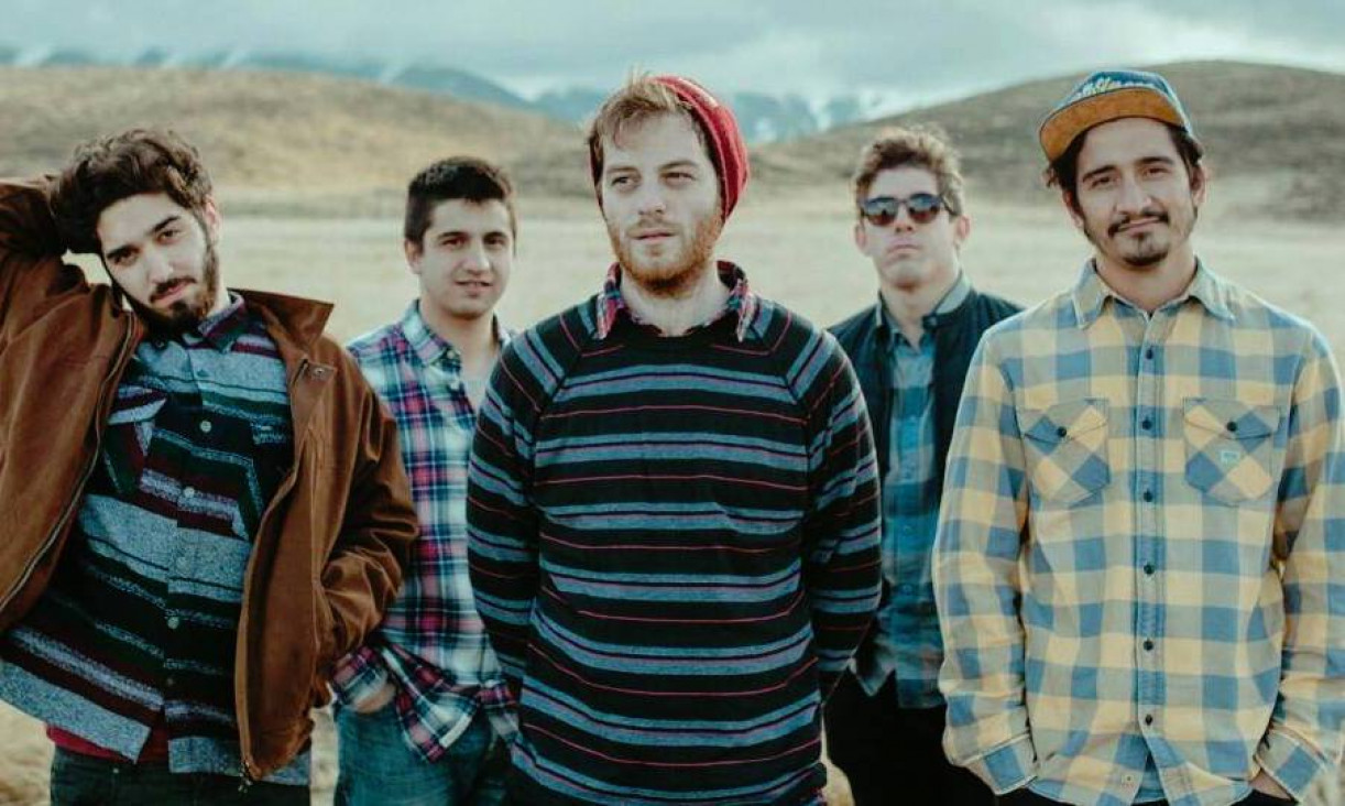 imagen Pasado Verde, una banda local en el "Le Parc Rock"