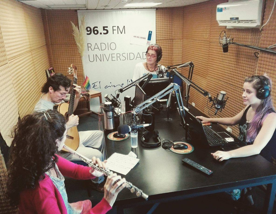 imagen Dos cantautores mendocinos, juntos en el teatro bar "La Comedia"