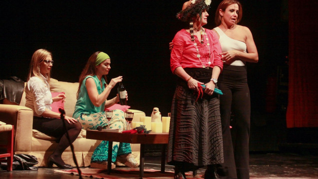 imagen Cuatro actrices presentarán la obra "Mujeres que (m) aman demasiado"
