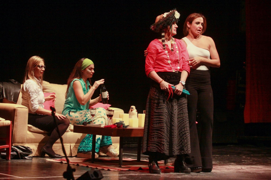 imagen Cuatro actrices presentarán la obra "Mujeres que (m) aman demasiado"