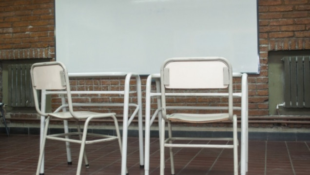 imagen Denuncian despidos de docentes de escuelas privadas