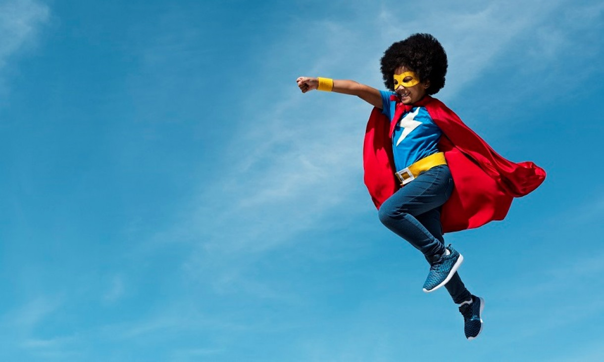 imagen Superhéroes y superheroínas, emblemas de la cultura Pop