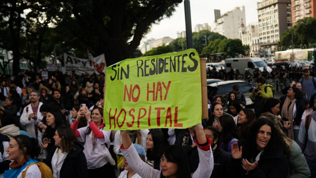 imagen Hospital Garrahan: residentes mal pagos y crisis sanitaria