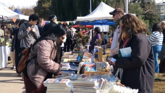 imagen Las publicaciones autogestivas y el arte impreso se reúnen en la feria Artefacto