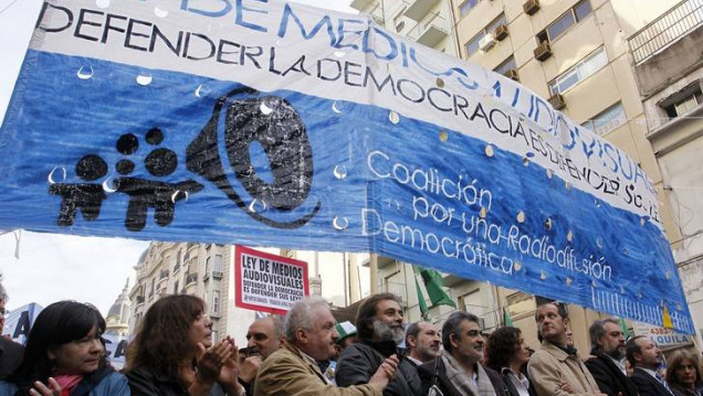 imagen Concentraciones en todo el país en defensa de la Ley de Medios