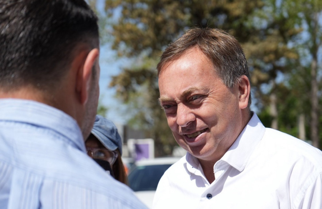 imagen Para el diputado Martín Aveiro, el DNU está planteado para beneficiar a 20 empresarios