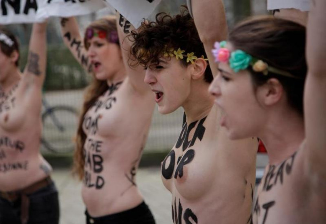 imagen El próximo martes se realizará un "tetazo" masivo en el Obelisco 
