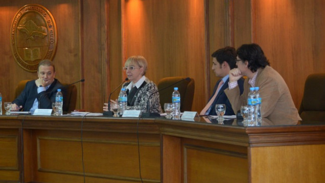 imagen Debate académico por la nueva Ley de Medios
