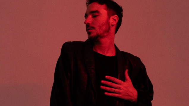 imagen Juku Ares se sumerge en el pop con su disco "Sitcom"