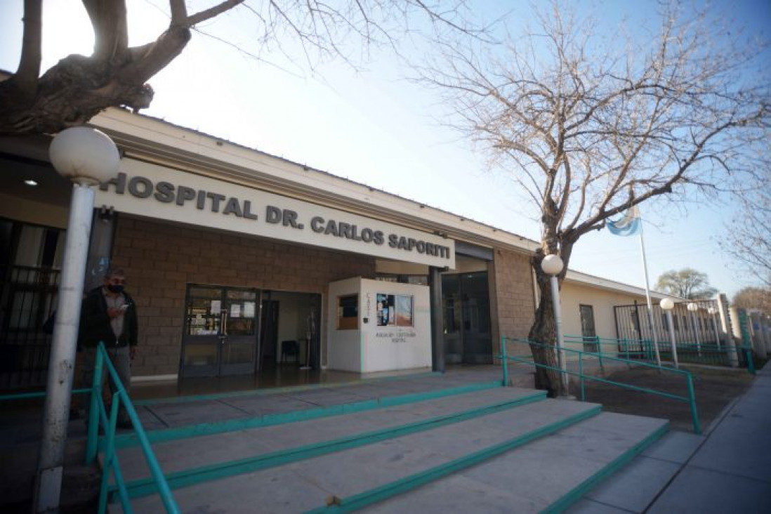 imagen Crece el reclamo tras el cierre de los servicios de maternidad y neonatología en el Saporiti 