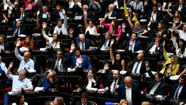 imagen ¿La base está? La nueva ley ómnibus, clave para el futuro de la gestión Milei 