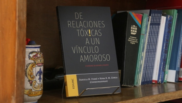 imagen Ediunc presenta "De relaciones tóxicas a un vínculo amoroso. El ambiente, los animales y nosotros"