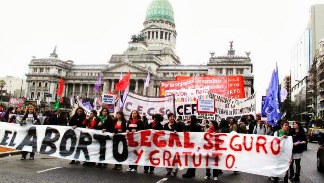 imagen Debaten en diputados la legalización del aborto