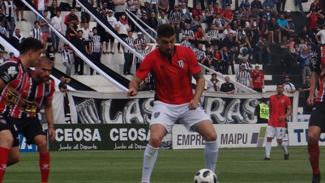 imagen Un nueve sacrificado