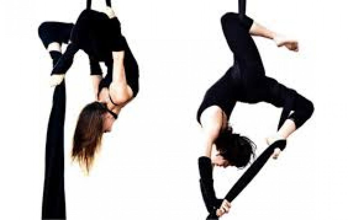 imagen Acrobacias aéreas practican los estudiantes de la UNCuyo
