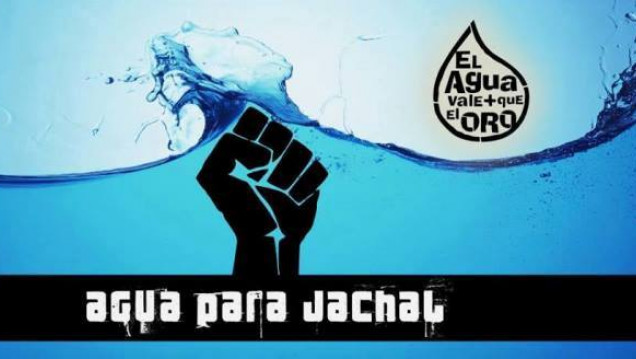 imagen Recolectan agua envasada para Jáchal