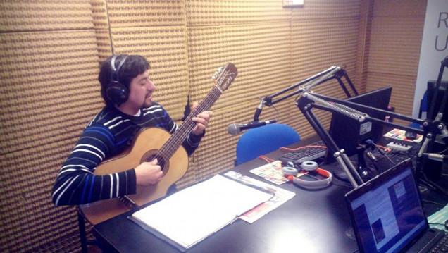 imagen Alejandro Sicardi trae sus "Grafitis" a la Posta Acústica