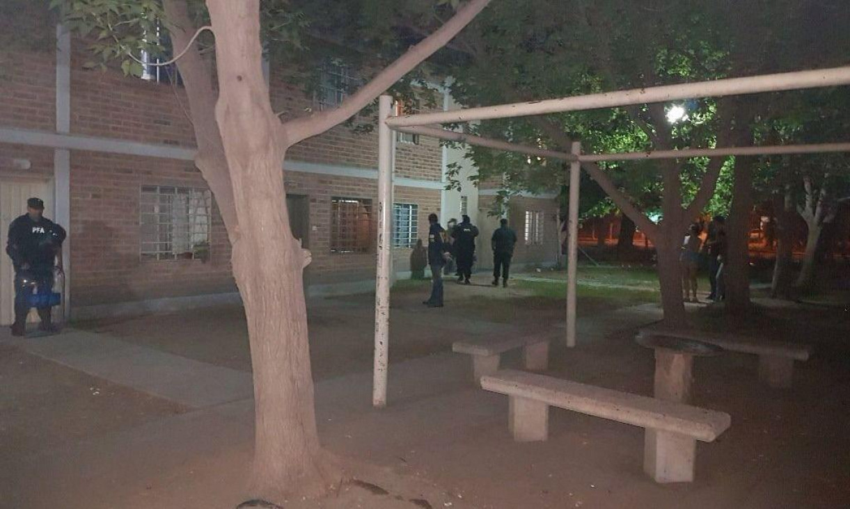imagen Tensión tras un violento allanamiento en la Universidad del Comahue