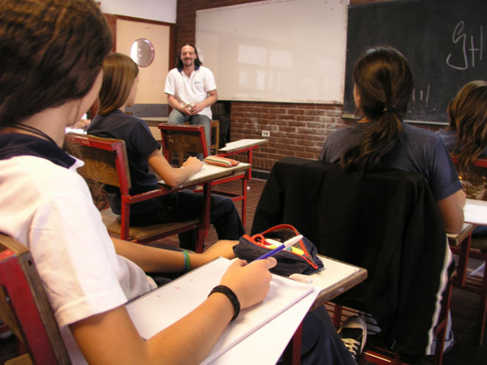 imagen La Sec. de Relaciones Internacionales ofrece 5 becas para docentes nóveles.