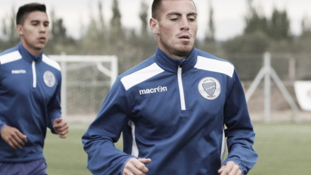 imagen El Tomba visita Rosario en el reinicio del torneo local