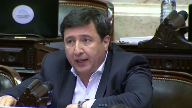 imagen Arroyo y el tarifazo: "el Gobierno está pensando en la rentabilidad de las empresas"