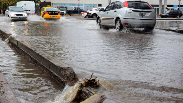 imagen "Mendoza no está preparada para la cantidad de lluvia de los últimos días"