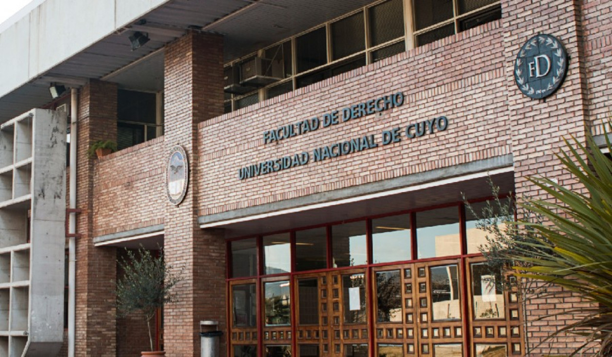 imagen Nuevo servicio de la UNCUYO: asesoría jurídica para personas mayores y con discapacidad