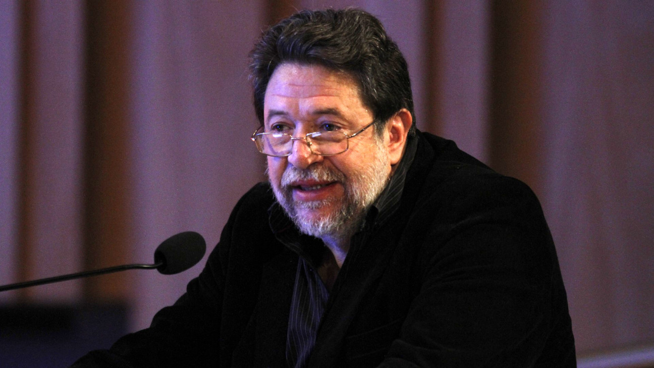 imagen Claudio Lozano: "No se debate a fondo cómo transformar la estructura productiva"