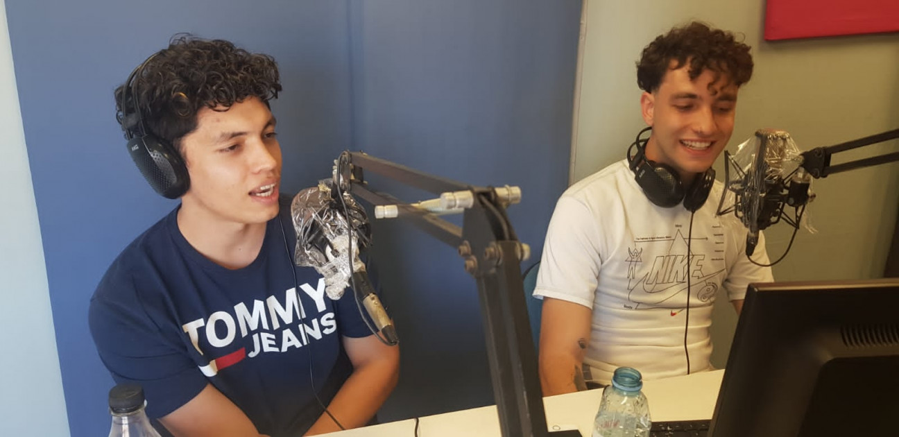 imagen Ayrton y One Bad, una sociedad de MCs   