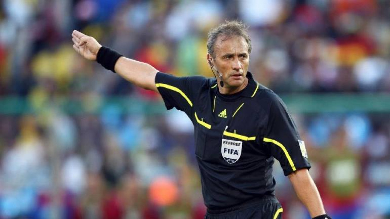 imagen Baldassi: "El fútbol no está reglamentado para que se use la tecnología"