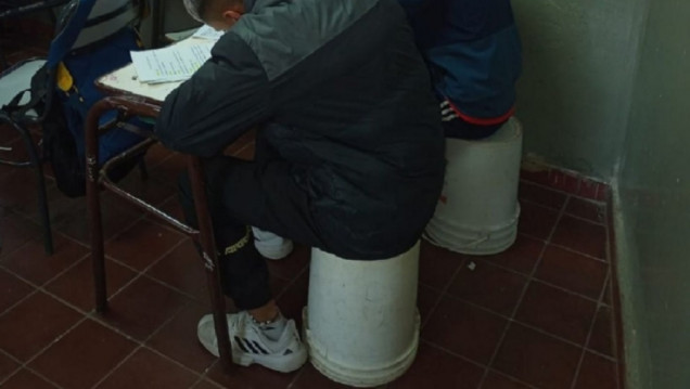 imagen El 62% de las escuelas de Mendoza tiene problemas edilicios y en más de la mitad faltan bancos