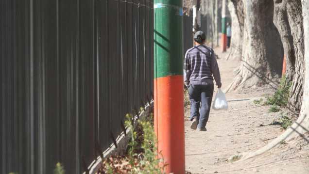 imagen Guaymallén quiere multar a barrios que construyeron una reja de seguridad