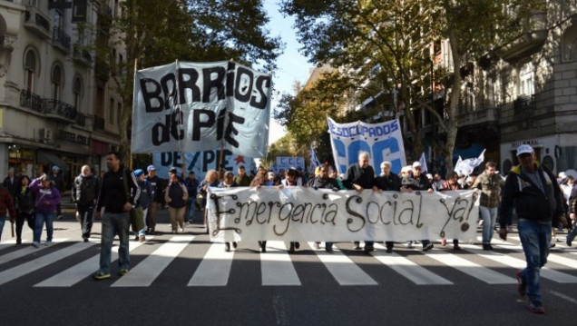 imagen Barrios de Pie pedirá mercadería en los supermercados de Buenos Aires
