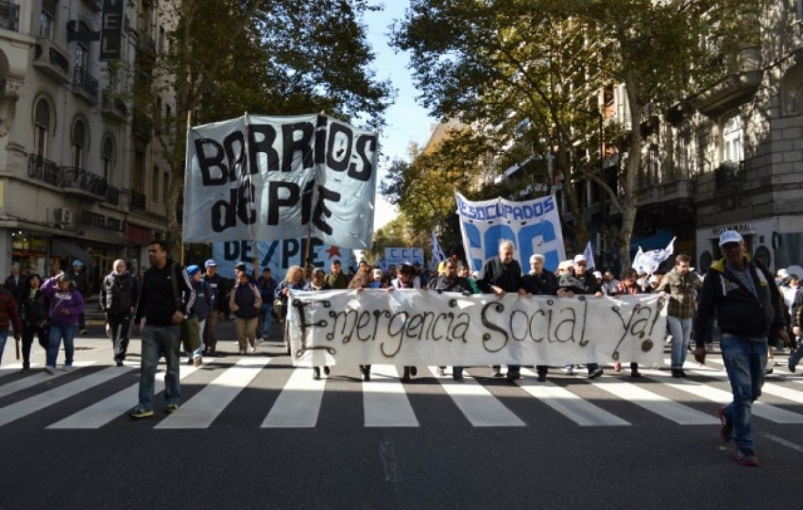 imagen Barrios de Pie pedirá mercadería en los supermercados de Buenos Aires