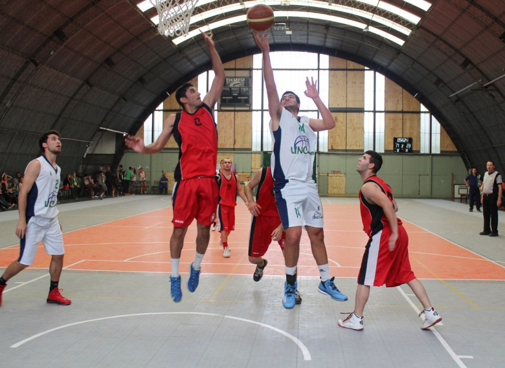 imagen Básquet: UTN venció a la UNCUYO y se metió en las semifinales