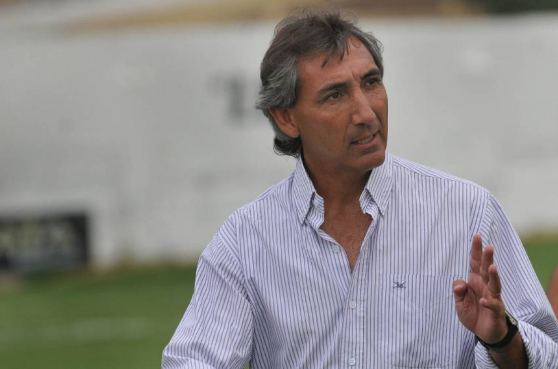 imagen Bermegui: "Es una locura perder dos partidos de local"