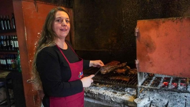 imagen Betiana Villa, elegida entre 10 mil parrilleros, representará a Mendoza en el Campeonato Federal de Asados
