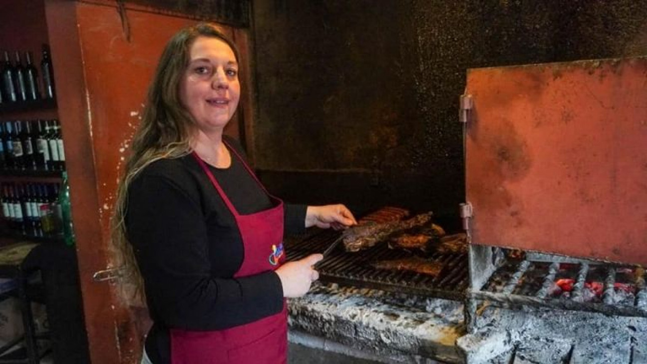 imagen Betiana Villa, elegida entre 10 mil parrilleros, representará a Mendoza en el Campeonato Federal de Asados