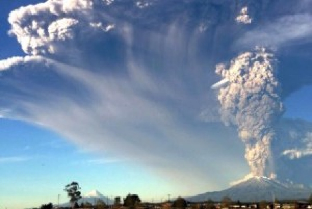 imagen Bariloche y Villa La Angostura afectadas por las cenizas del volcán Calbuco