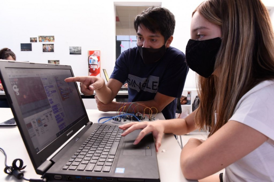 imagen "Mendoza sos futuro", la iniciativa que capacita en forma gratuita a estudiantes de secundaria
