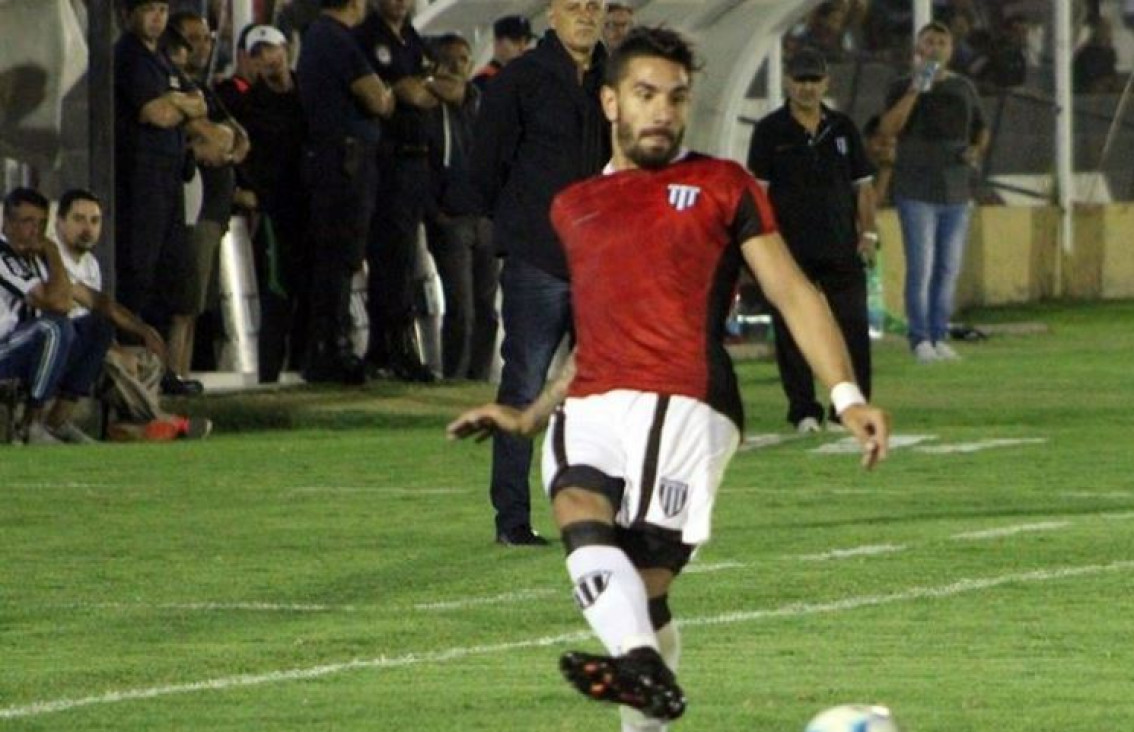 imagen Cucchi: "Queremos la revancha y llevar a Gimnasia a la B Nacional"